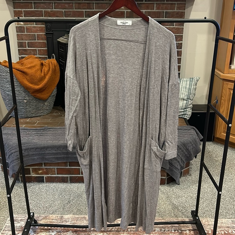 Carly Jean Los Angeles long grey cardigan
